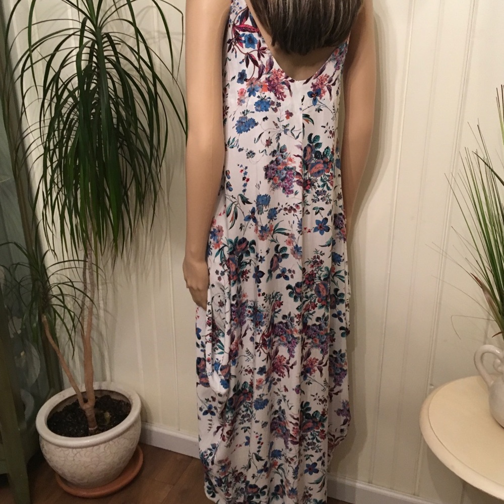 SPAGHETTI STRAP MAXI DRESS w/ POCKETS 1 Lg left - Picture 7 of 8
